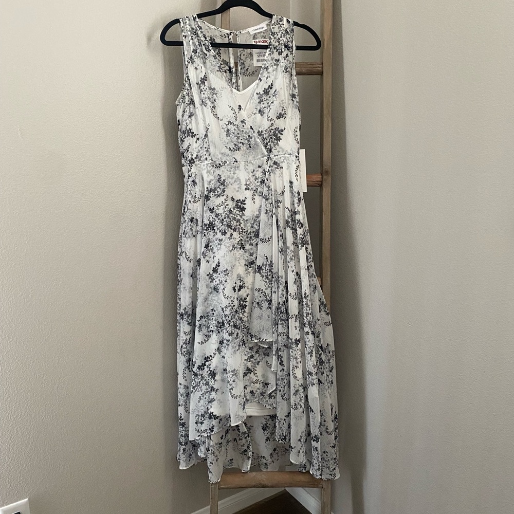 CALVIN KLEIN Floral Maxi Dress - Size 4